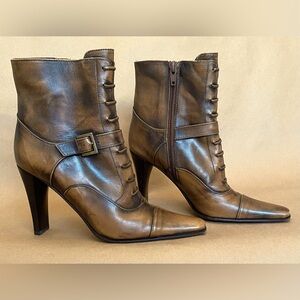 Vintage Via Spiga antique brown leather Victorian style zip up booties size 4.5
